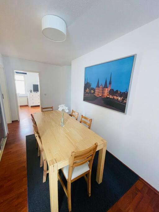 נוישטאדט אין הולשטיין Zentrale Altstadtkoje Fuer Bis Zu 6 Personen מראה חיצוני תמונה